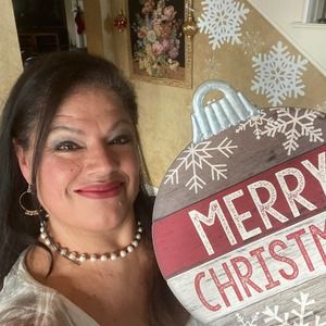 Meet your Posher, Frances